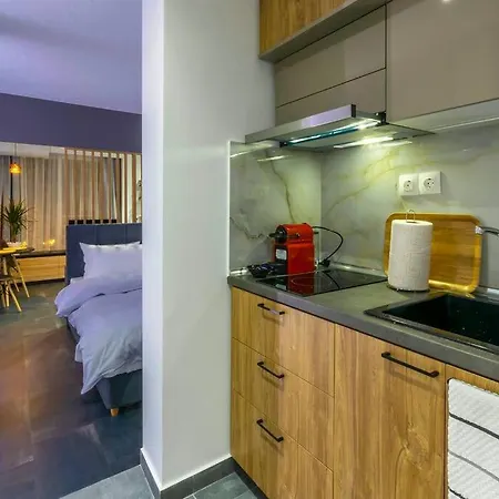 Tsimiski Contemporary 2 Apartament *