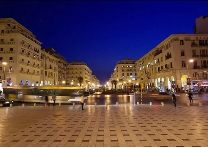 Διαμέρισμα Tsimiski Contemporary 2 *